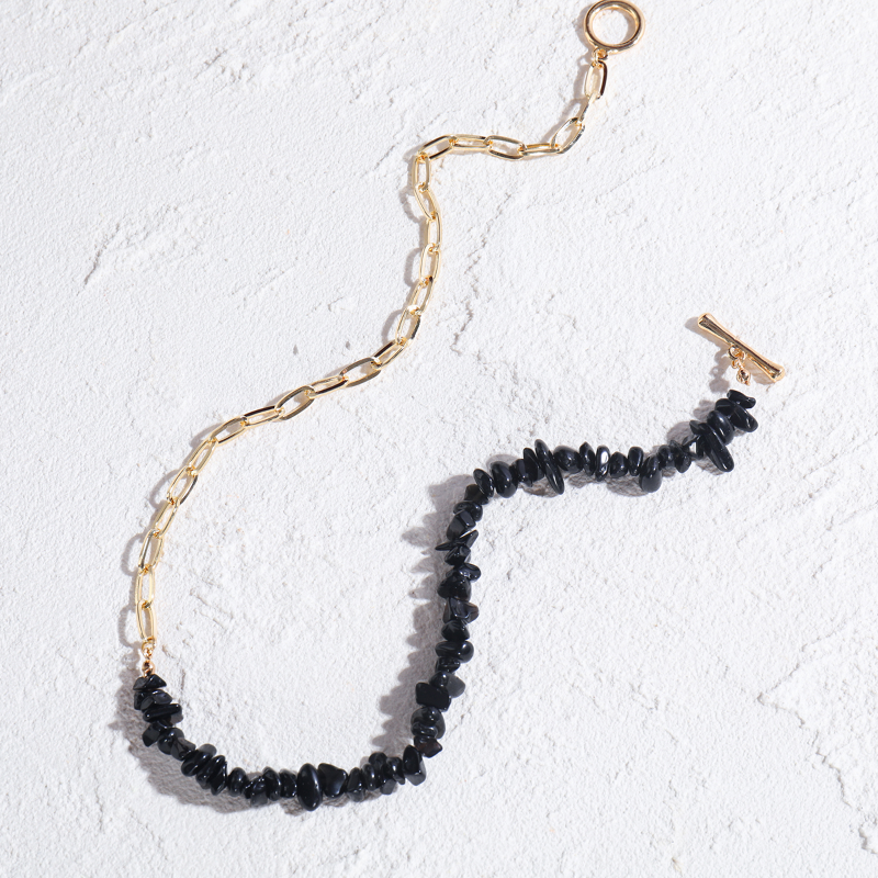 Altın Kaplama Zincirli Doğal Siyah Obsidyen Kırık Taş Tasarım Kolye